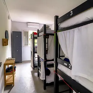 https://oh-madalena-hostel.topsaopaulohotels.com